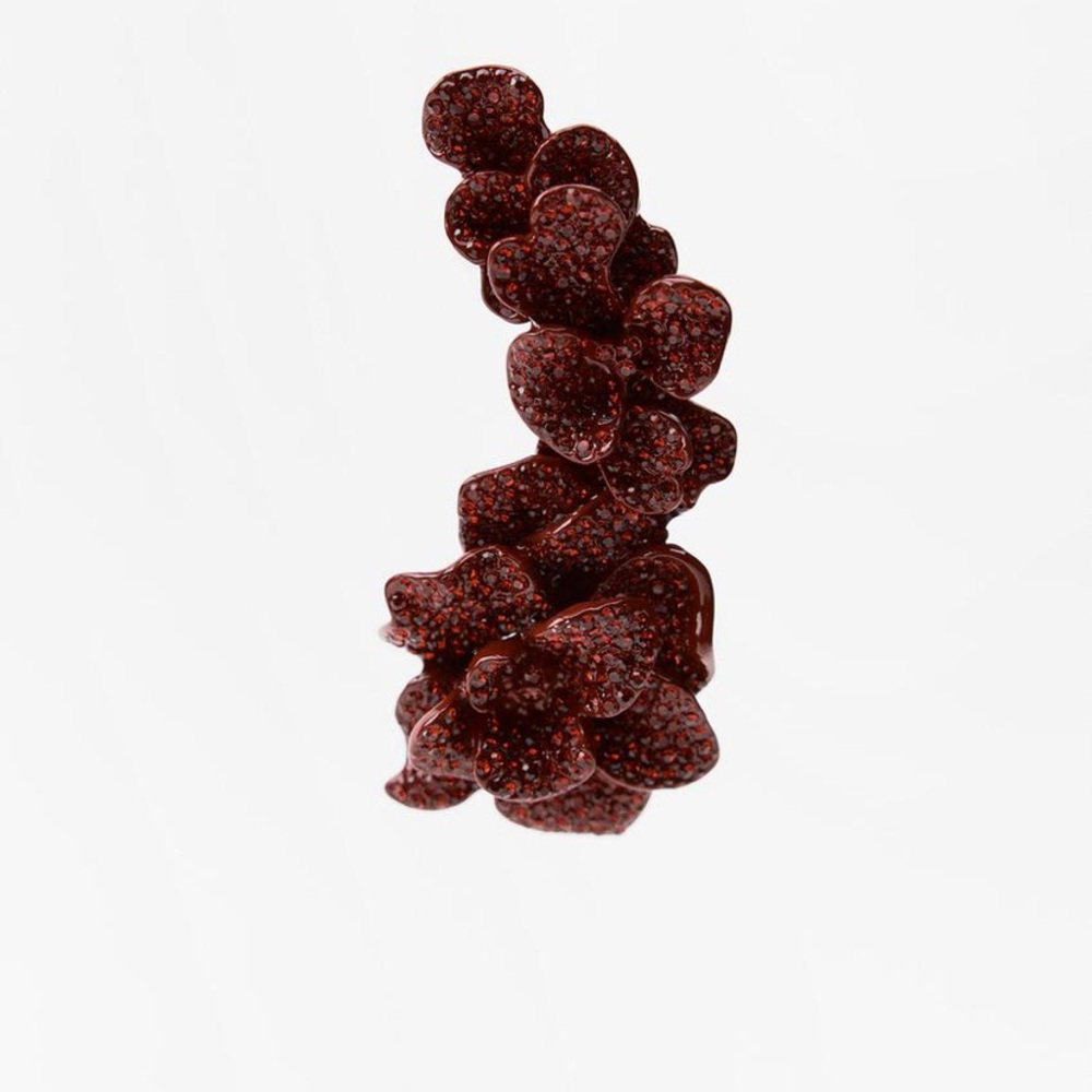Zara Sparkling Ear Cuff